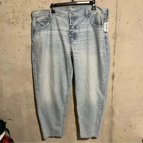Women's NWT Old Navy High-Rise Slouchy Taper Jeans Raw Hem Ankle Size 18 - Picture 1 of 9